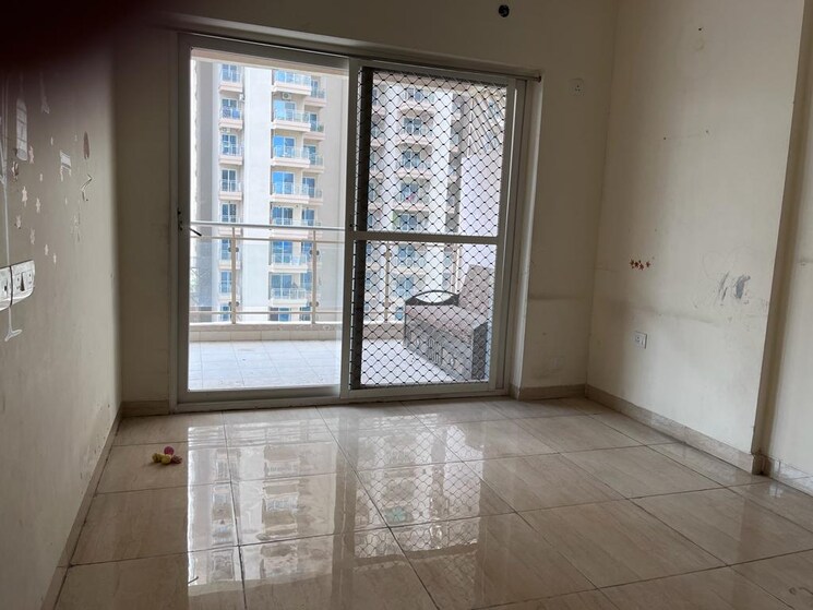 Room, gaur-sportswood 3 Bedroom 2280 Sq.Ft. Apartment In Sector 79 Noida 8608747