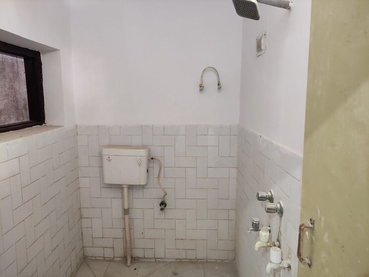 Bathroom, gomti nagar 2 Bedroom 1250 Sq.Ft. Independent House In Gomti Nagar Lucknow 8608773