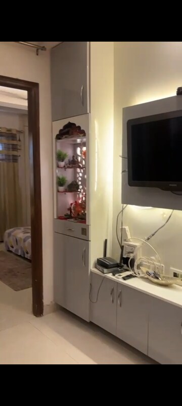 Furnished Amenities in 3 BHK Builder Floor at Amolik Residency, Sector 86 – for Sale