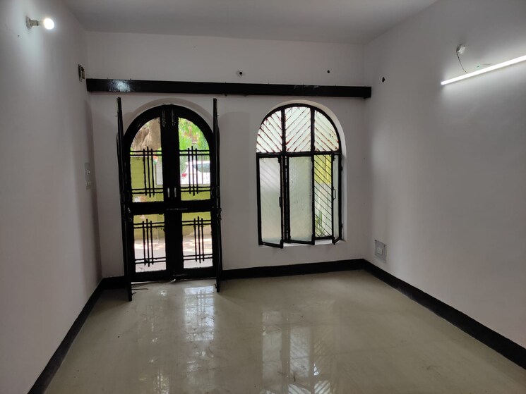 Room, gomti nagar 2 Bedroom 1100 Sq.Ft. Independent House In Gomti Nagar Lucknow 8608821