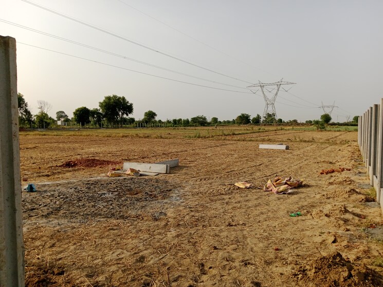 undefined, gwalior road  100 Sq.Yd. Plot In Gwalior Road Agra 8608874