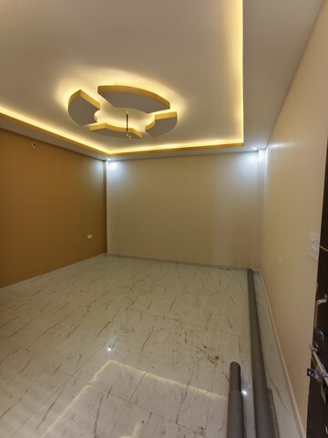 Room in 3 BHK Independent House at Chinhat – for Sale