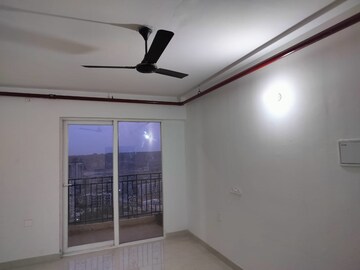 Room in 1 BHK Apartment at Signature Global Golf Greens, Sector 79 – for Rent
