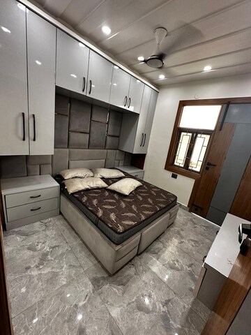 Bedroom in 2 BHK Builder Floor at Nawada – for Rent