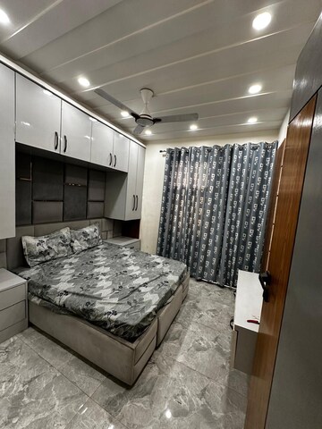 Bedroom in 2 BHK Builder Floor at Nawada – for Rent