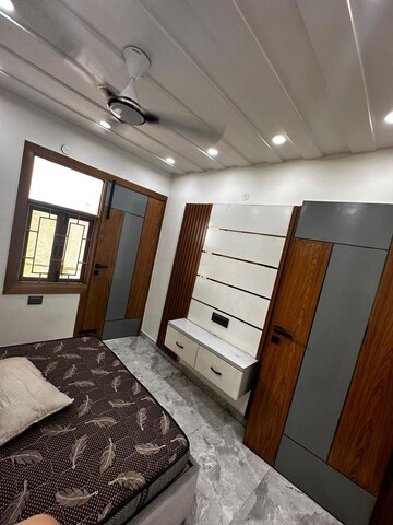 Bedroom in 2 BHK Builder Floor at Nawada – for Rent
