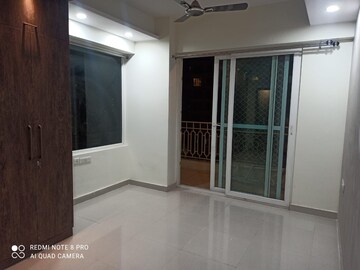Room in 3 BHK Apartment at Mahagun Mirabella, Sector 79 – for Rent