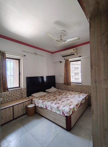 Bedroom in 3 BHK Apartment at Shubhada Tower, Worli – for Rent