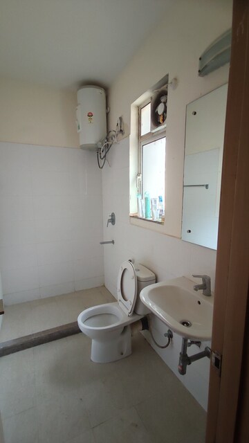 Bathroom in 3.5 BHK Apartment at DLF Express Greens, Manesar Sector 1a – for Rent