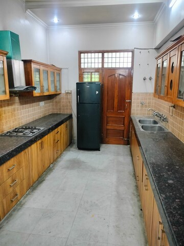 Kitchen in 6 BHK Villa at Gomti Nagar – for Rent