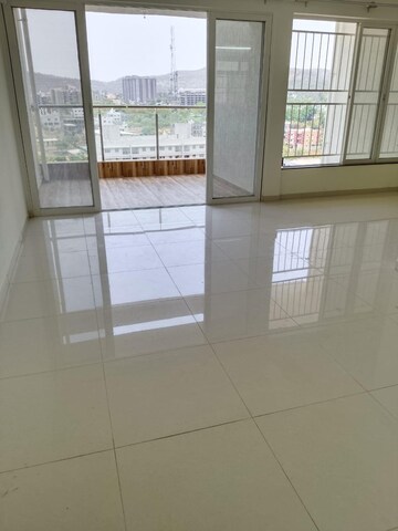 Room in 2 BHK Apartment at Kolte Patil Life Republic, Hinjewadi – for Rent