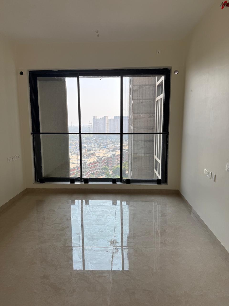 2 BHK + Servant Room 686 Sq.Ft. Apartment in Dosti Eastern Bay Phase 1