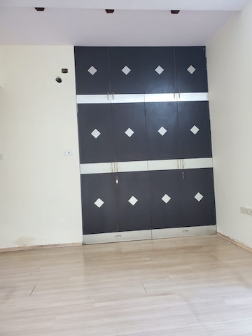2 BHK Apartment For Rent in Vasant Fiona, Pokhran Road No Two