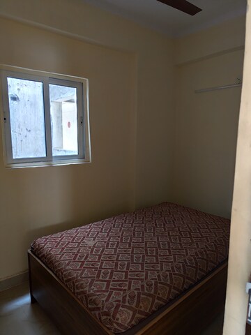 Bedroom in 2.5 BHK Apartment at Futec Gateway, Sector 75 – for Rent