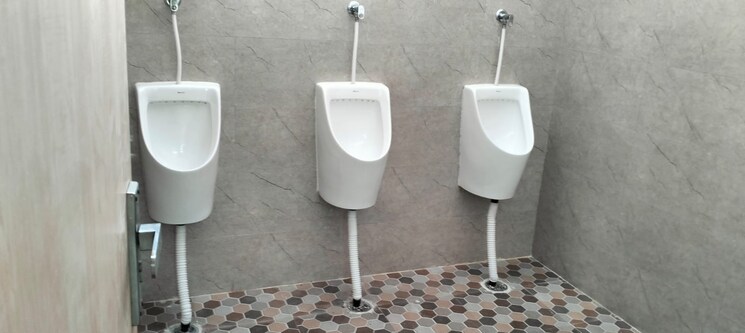 Bathroom, sector 2 Commercial Office Space 1000 Sq.Ft. In Sector 2 Noida 8609130