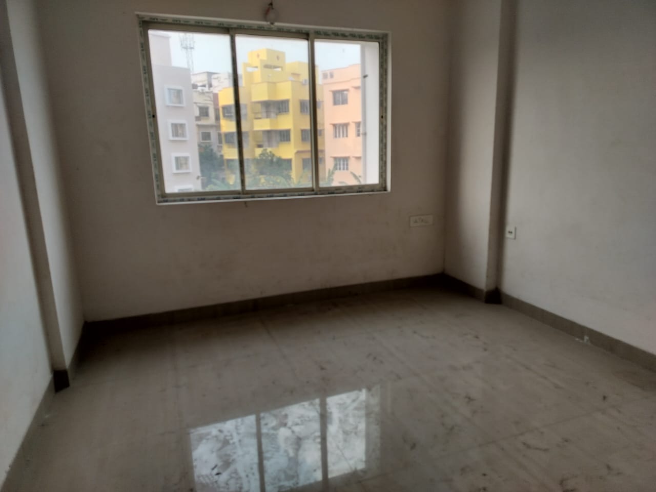 3 BHK + Study Room Apartment For Sale in 3bhk In Society 