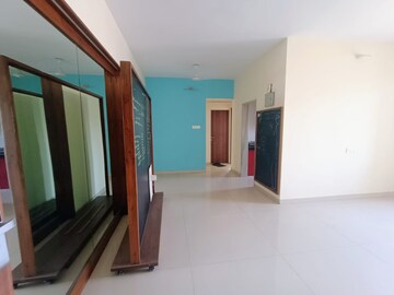 Living Room in 2 BHK Apartment at Chembur – for Rent