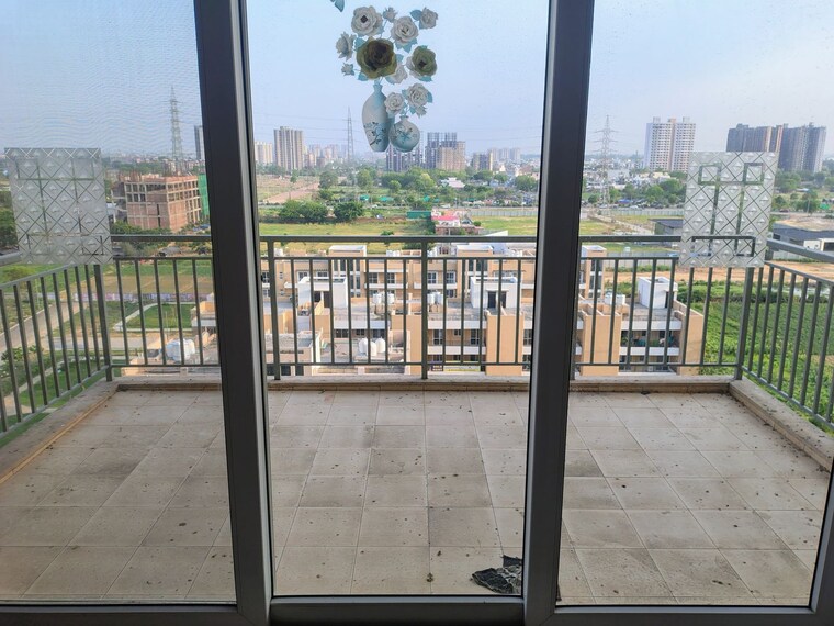 Balcony, puri-anand-villas-phase-ii 4 Bedroom 2430 Sq.Ft. Apartment In Sector 81 Faridabad 8609204