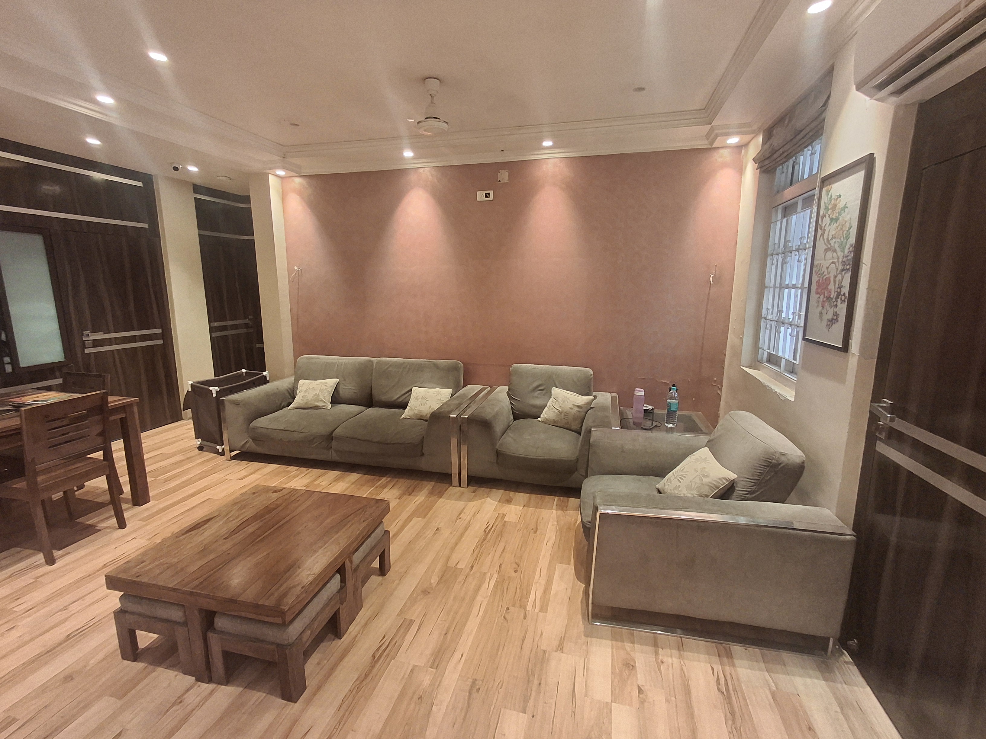 3 BHK + Pooja Room,Servant Room,Study Room,Extra Room Apartment For Rent in Anandashram CHS Girgaon