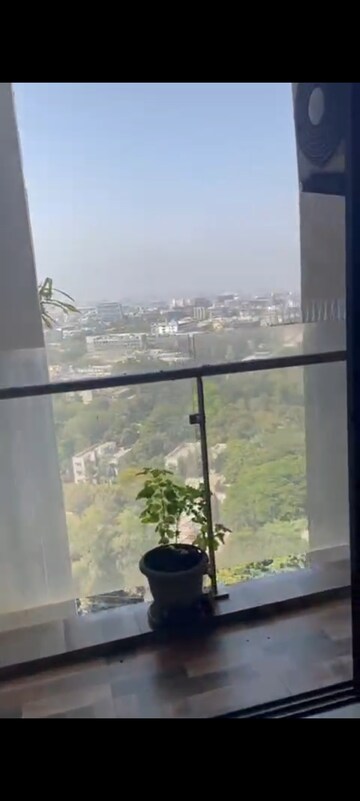 1 BHK Apartment For Rent in Hubtown Hill Crest, Andheri East