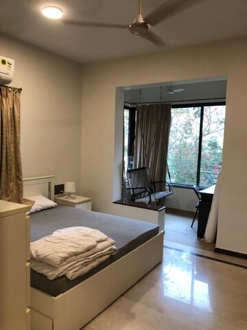 Bedroom in 3 BHK Apartment at Cumballa Crest, Cumbala Hill – for Rent