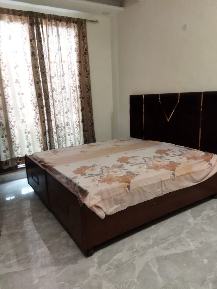 Bedroom, pir machalla 3 Bedroom 1200 Sq.Ft. Builder Floor In Pir Machalla Zirakpur 8609283
