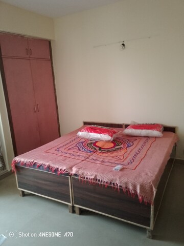 1.5 BHK Apartment For Rent in Aditya Celebrity Homes, Sector 76