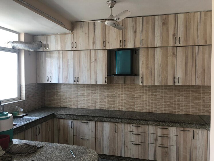 Kitchen, raheja-vedaanta 3 Bedroom 2490 Sq.Ft. Apartment In Sector 108 Gurgaon 8609322