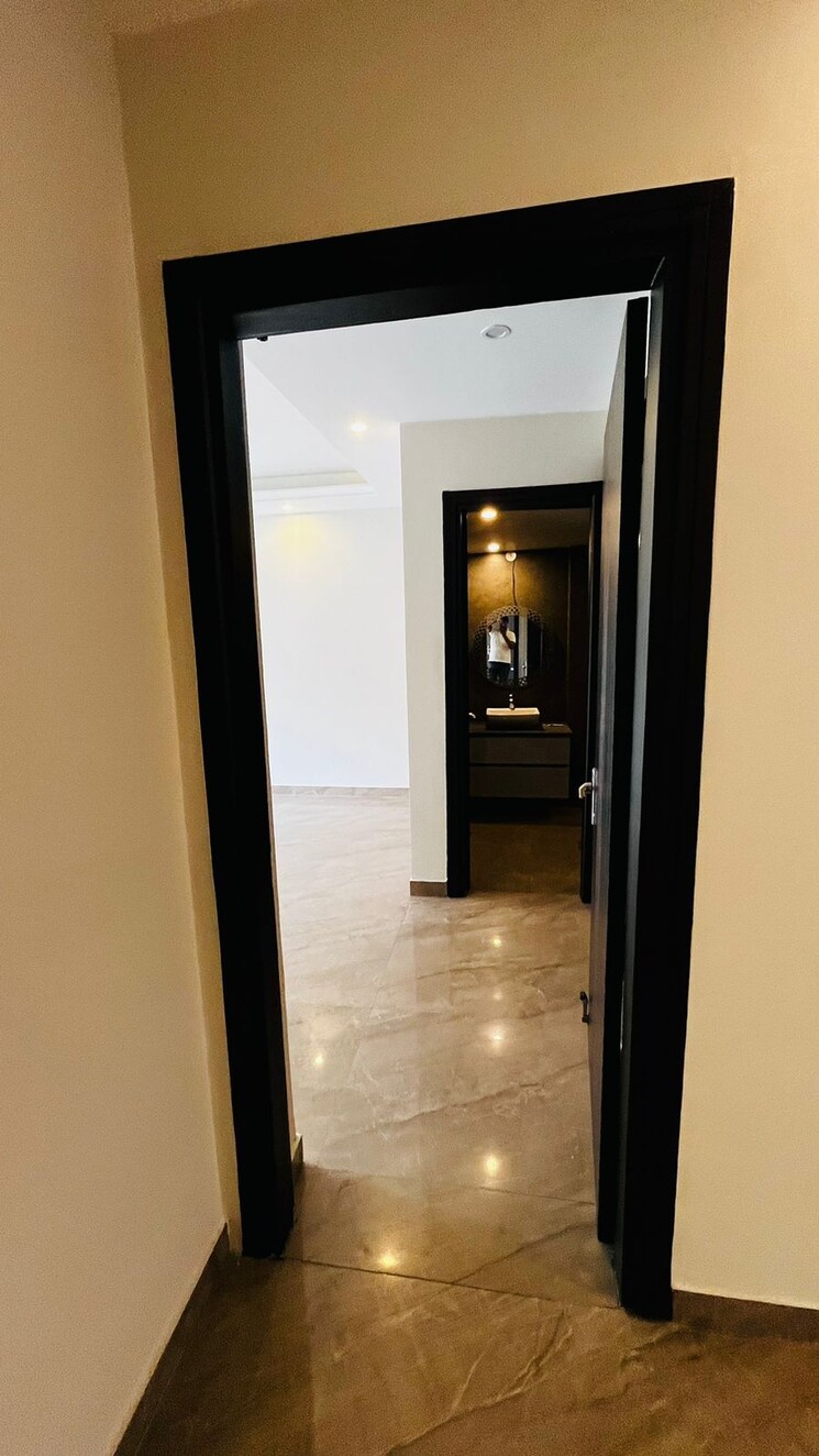 Room, lajpat nagar 4 2 Bedroom 890 Sq.Ft. Independent House In Lajpat Nagar 4 Delhi 8609317