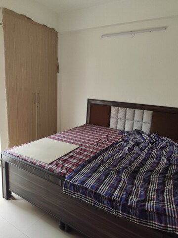 Bedroom in 2.5 BHK Apartment at Aims Golf Avenue I, Sector 75 – for Rent