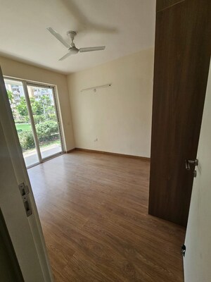 2 BHK Apartment For Sale in Shapoorji Pallonji Joyville Gurgaon, Sector 102