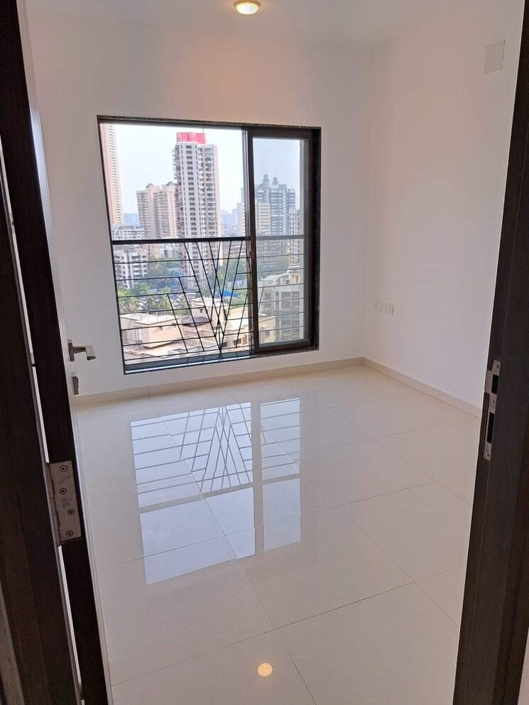 Room, lalani-valentine-apartment-1-wing-d 1 Bedroom 645 Sq.Ft. Apartment In Malad East Mumbai 8609388
