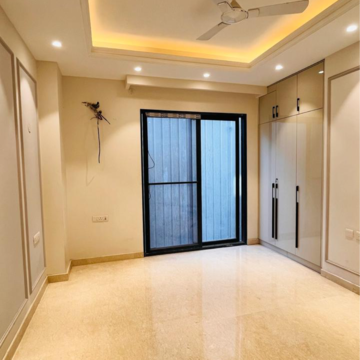 Room in 4 BHK Builder Floor at Sushant Lok 3, Sector 57 – for Sale