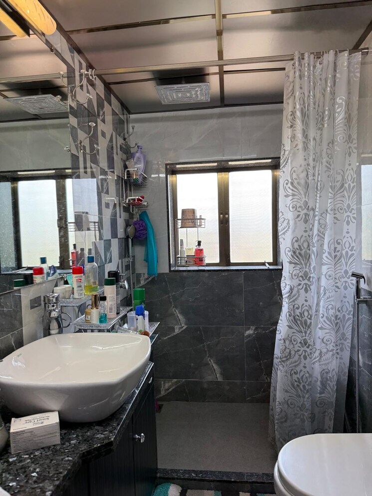 Bathroom, colaba 2 Bedroom 850 Sq.Ft. Apartment In Colaba Mumbai 8609437