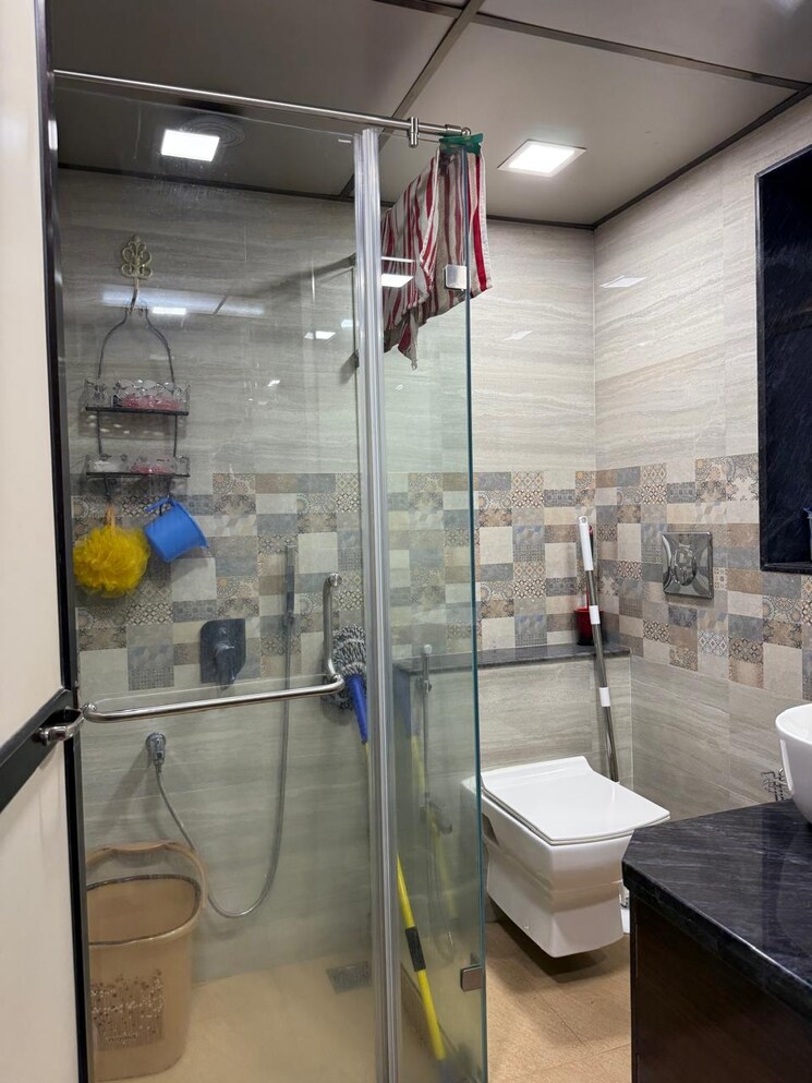 Bathroom, colaba 2 Bedroom 850 Sq.Ft. Apartment In Colaba Mumbai 8609437