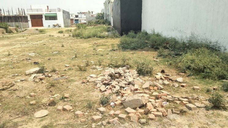 undefined, gopal-tower  1210 Sq.Ft. Plot In Kamta Lucknow 8609448