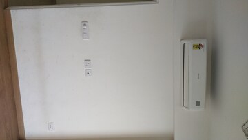 Room in 3.5 BHK Apartment at Emaar Imperial Gardens, Sector 102 – for Sale