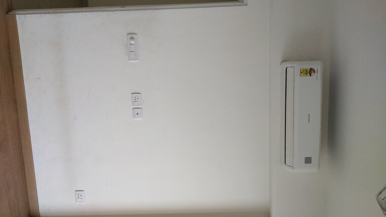 Room, emaar-imperial-gardens 3.5 Bedroom 2025 Sq.Ft. Apartment In Sector 102 Gurgaon 8609502