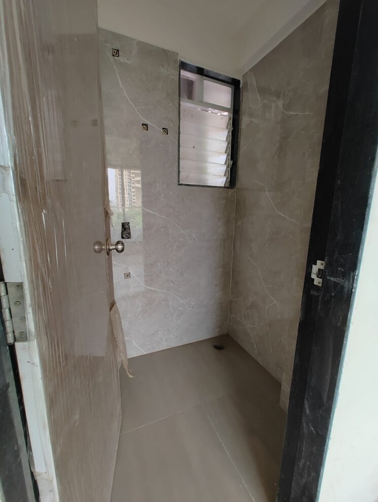 Bathroom, sai-darshan-ulwe 1 Bedroom 640 Sq.Ft. Apartment In Ulwe Sector 17 Navi Mumbai 8609281