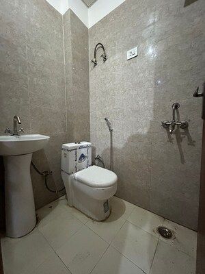 Bathroom in 3 BHK Builder Floor at Ashoka NCR Green Extension, Sector 1 Greater Noida – for Sale