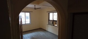 Room in 6 BHK Independent House at Juinagar – for Sale