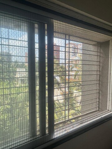 Bedroom in 2 BHK Apartment at Chembur – for Rent