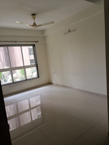Room in 2 BHK Apartment at Godrej Prime, Chembur – for Rent