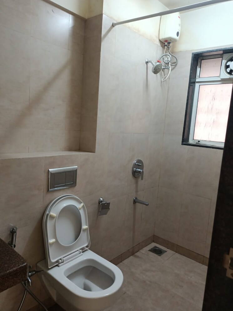 Bathroom, godrej-prime 2 Bedroom 690 Sq.Ft. Apartment In Chembur Mumbai 8609725