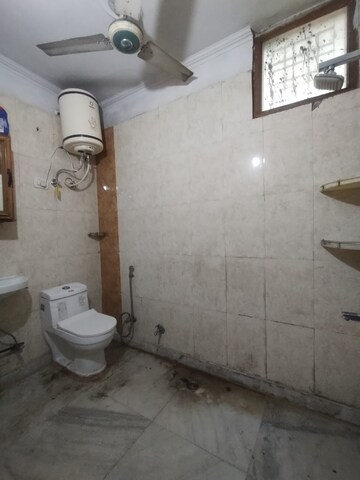 Bathroom in 3 BHK Builder Floor at Ansal Sushant Apartments, Sushant Lok I – for Rent