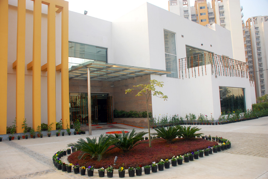 3 BHK + Pooja Room Apartment For Sale in BPTP Park Grandeura