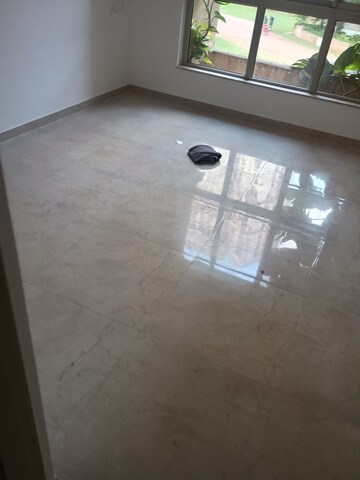 2 BHK Apartment For Rent in Hiranandani Woodpark Apartment, Ghodbunder Road
