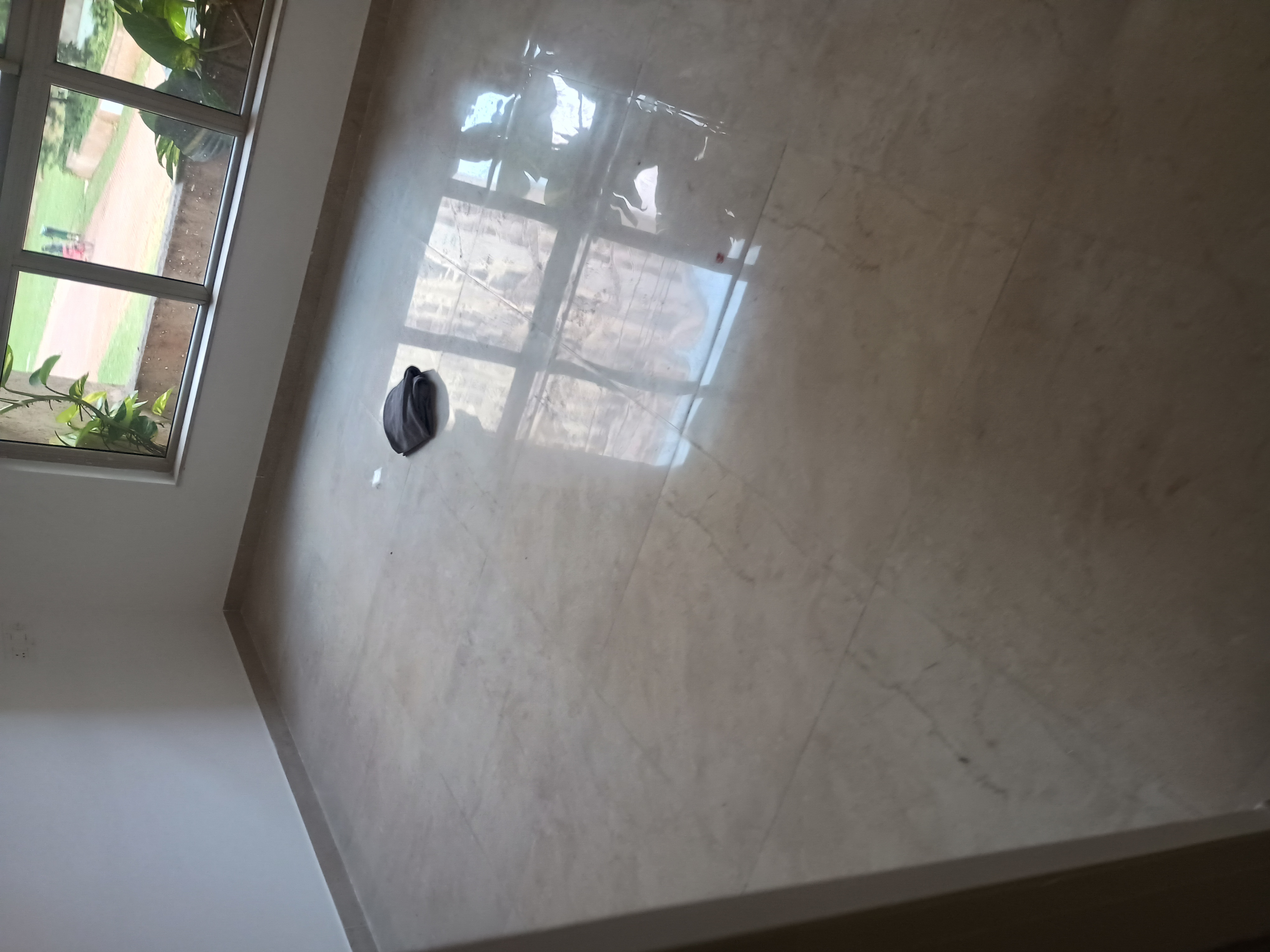 2 BHK Apartment For Rent in Hiranandani Woodpark Apartment