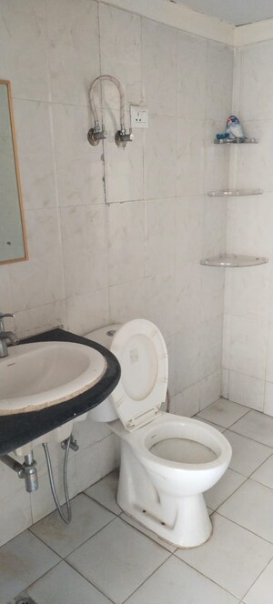 Bathroom in 3 BHK Apartment at Mapsko Paradise, Sector 83 – for Sale