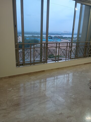 2 BHK Apartment For Rent in Hiranandani Eva, Ghodbunder Road